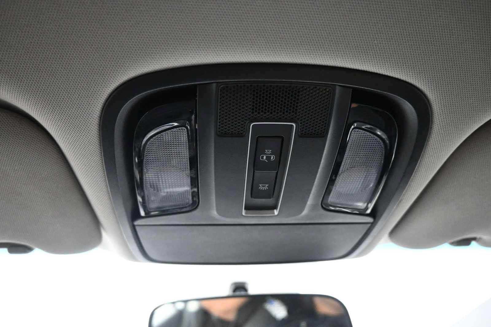 Used 2020 Kia Sorento FWD V6 image 16