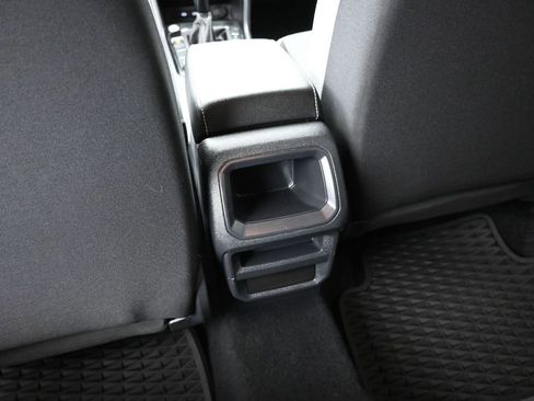 Used 2022 Volkswagen Taos S image 21