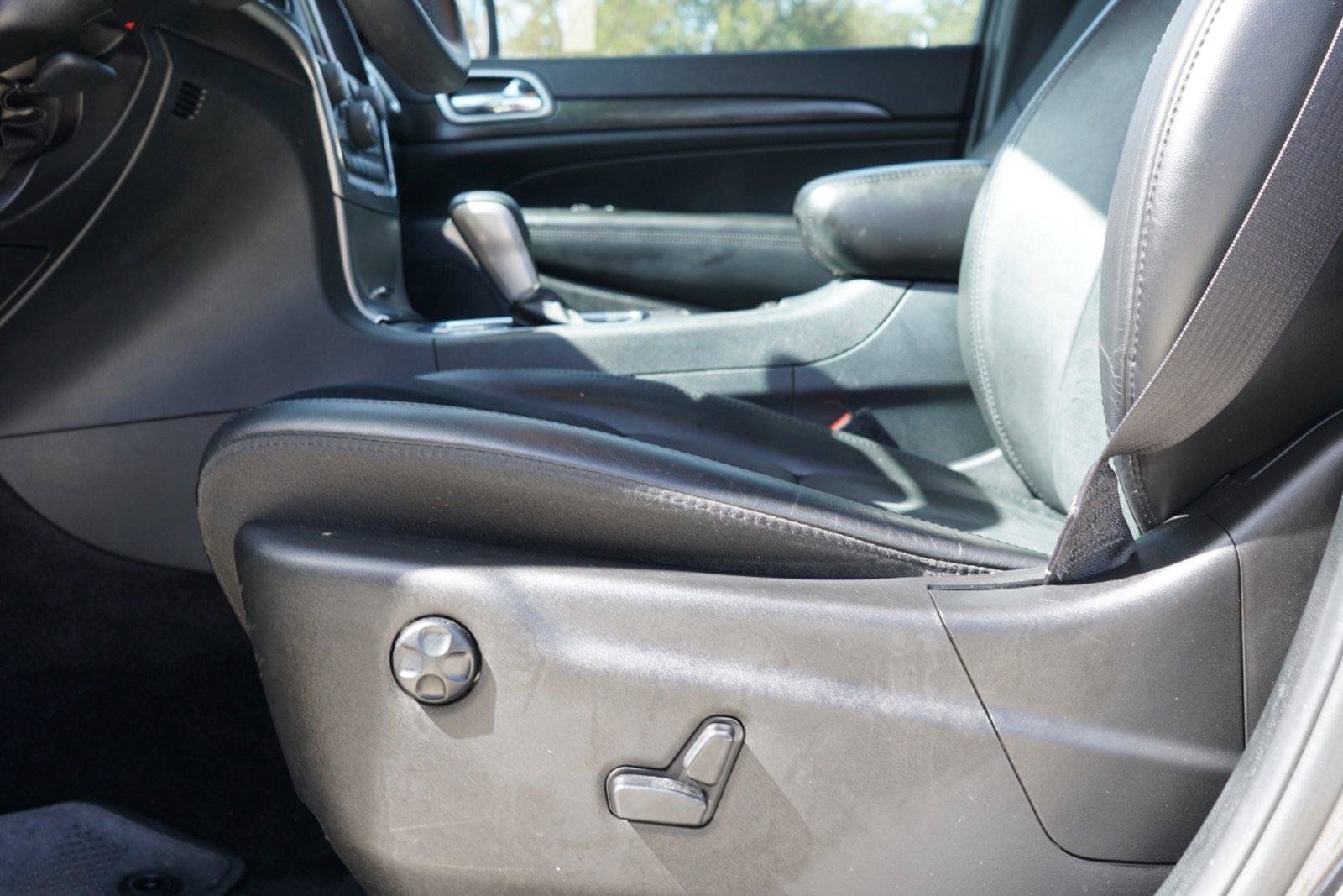Used 2018 Jeep Grand Cherokee Altitude RWD image 20