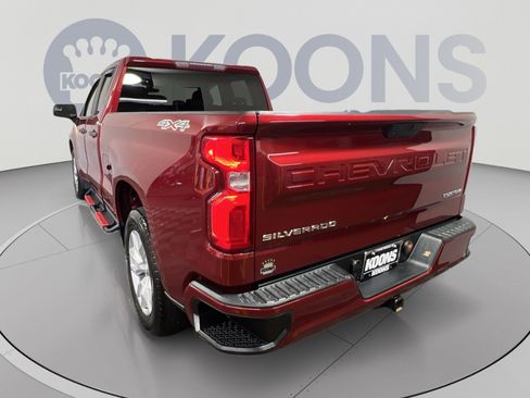 Used 2019 Chevrolet Silverado 1500 Custom w/ Custom Convenience Package AWD/4WD image 4
