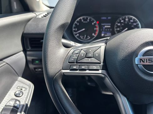 Used 2022 Nissan Sentra S w/ Electronics Package FWD image 23