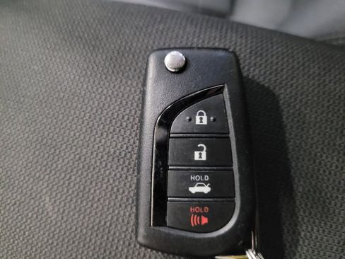 Used 2024 Toyota Corolla LE image 32