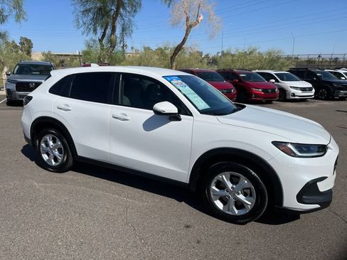 Certified 2025 Honda HR-V LX image 18