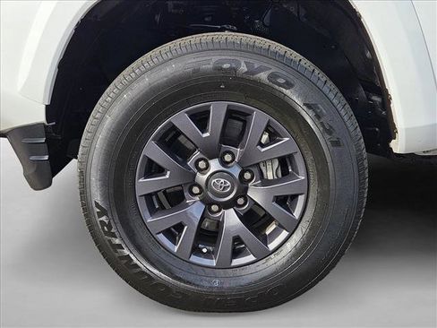 Used 2023 Toyota Tacoma SR5 image 20