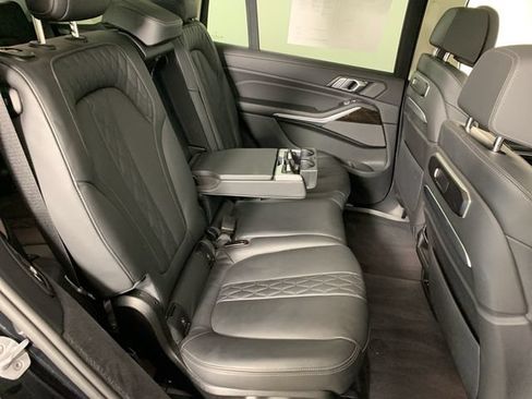 Used 2025 BMW X7 xDrive40i AWD/4WD image 40