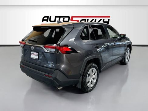 Used 2025 Toyota RAV4 LE AWD/4WD image 7
