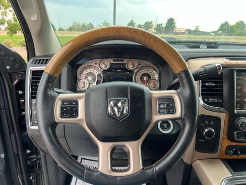 Used 2016 RAM 3500 Laramie Longhorn AWD/4WD image 31