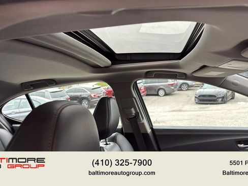 Used 2017 Acura TLX image 20