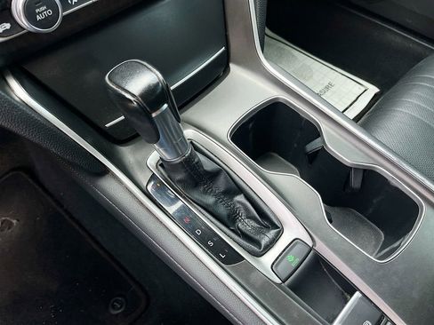 Used 2019 Honda Accord EX-L image 16