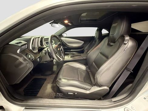 Used 2015 Chevrolet Camaro SS RWD image 19