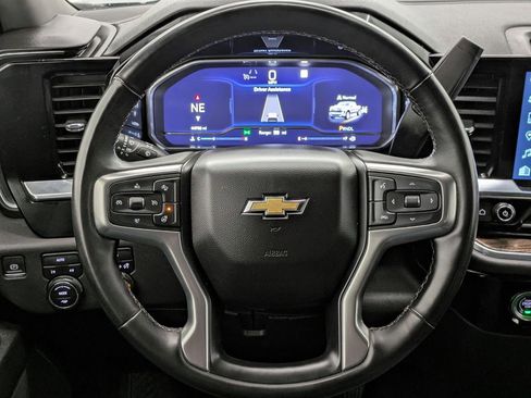 Used 2023 Chevrolet Silverado 1500 LT AWD/4WD image 24