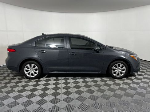 Used 2026 Toyota Corolla LE FWD image 4
