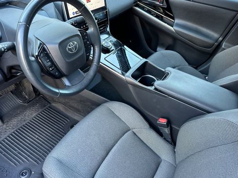 Used 2023 Toyota bZ4X XLE w/ Weather Package image 10