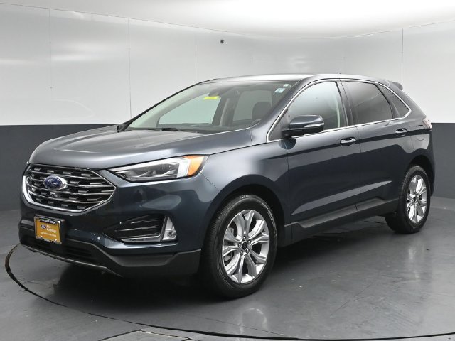 Certified 2024 Ford Edge Titanium w/ Equipment Group 301A AWD/4WD image 3