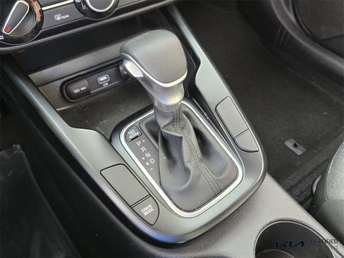 Certified 2021 Kia Soul S image 26