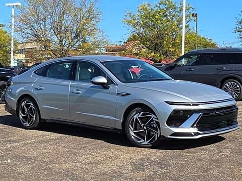 New 2026 Hyundai Sonata SEL image 2