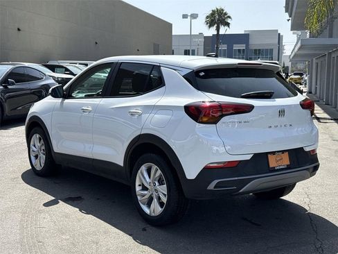 Used 2025 Buick Encore GX Preferred FWD image 5