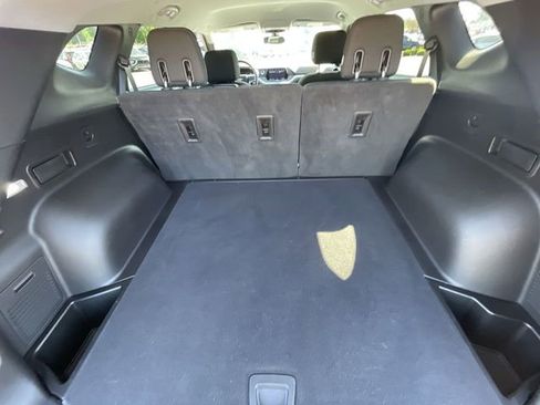 Used 2020 Chevrolet Blazer LT image 33