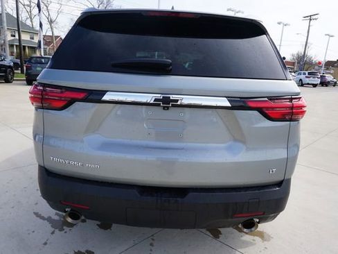 Used 2023 Chevrolet Traverse LT image 6