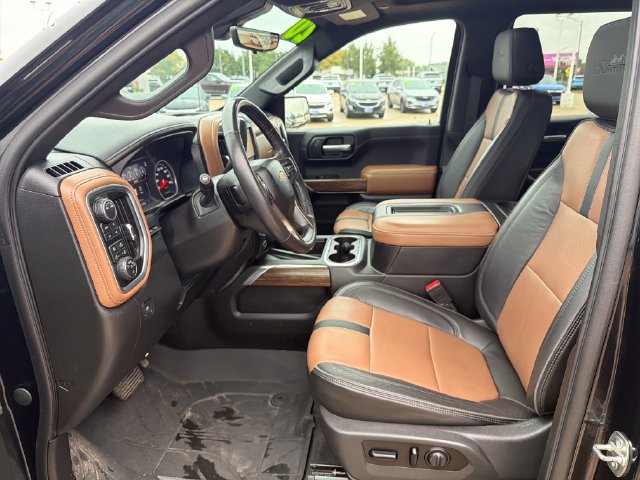Certified 2020 Chevrolet Silverado 1500 High Country w/ Technology Package AWD/4WD image 9