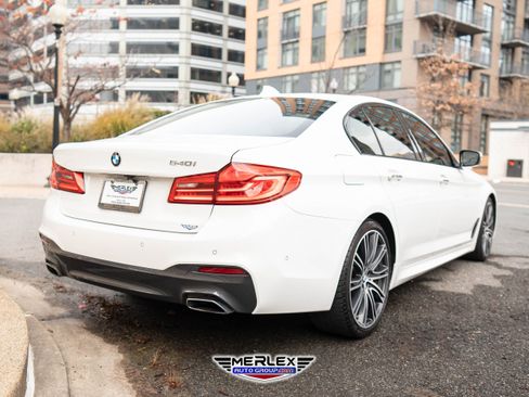 Used 2018 BMW 540i w/ M Sport Package image 7
