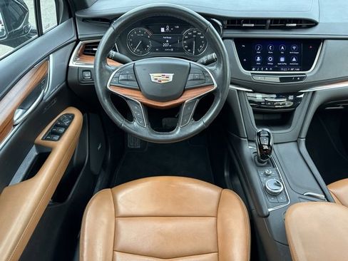Used 2023 Cadillac XT5 Premium Luxury image 12
