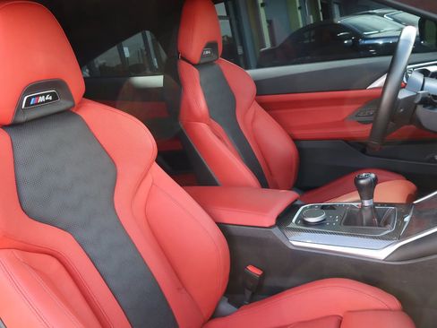 Used 2025 BMW M4 Coupe w/ Executive Package RWD image 23