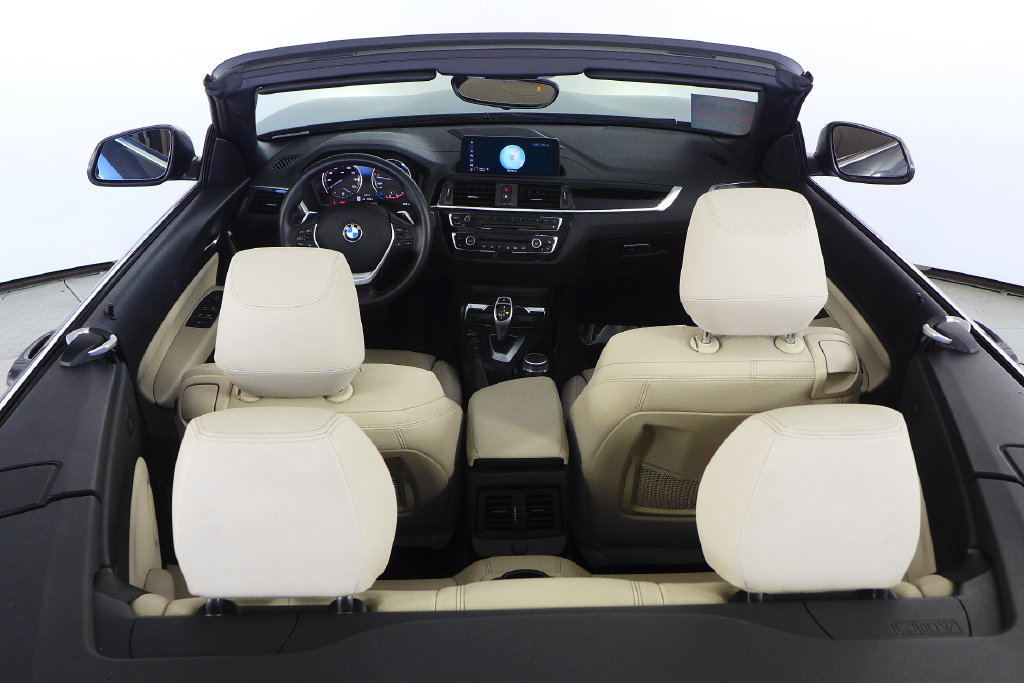 Used 2020 BMW 230i Convertible w/ Premium Package RWD image 11