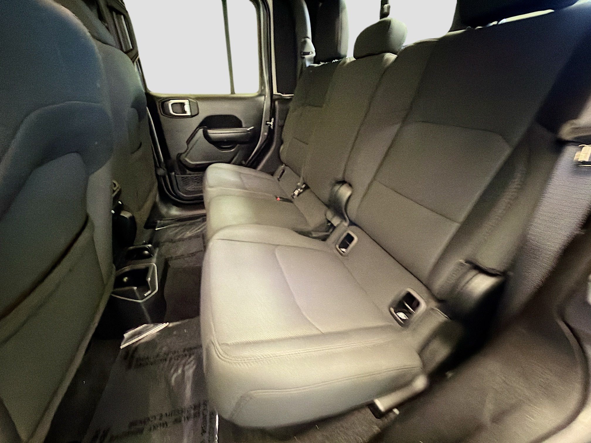 Used 2023 Jeep Gladiator Sport AWD/4WD image 13