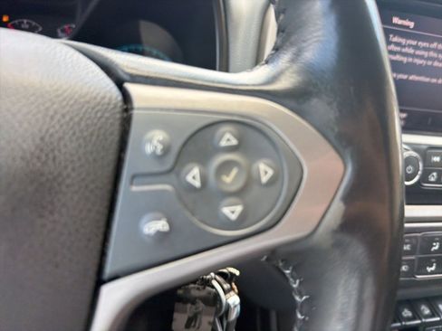 Used 2022 Chevrolet Colorado Z71 image 16