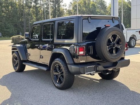 Used 2022 Jeep Wrangler Unlimited Sport AWD/4WD image 23