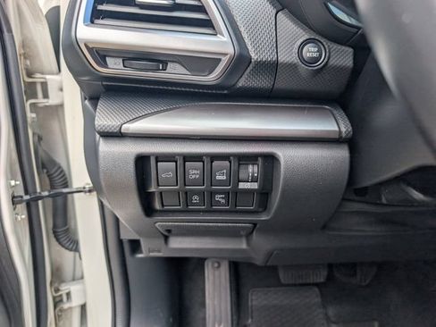 Used 2021 Subaru Forester Premium AWD/4WD image 11
