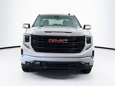 Used 2024 GMC Sierra 1500 Elevation image 2