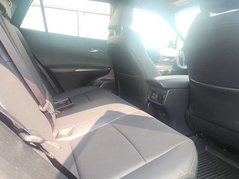 Used 2024 Toyota Venza Limited AWD/4WD image 11