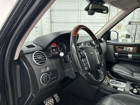 Used 2016 Land Rover LR4 HSE image 9