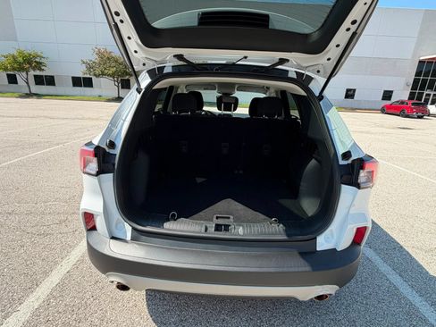 Used 2021 Ford Escape S FWD image 9