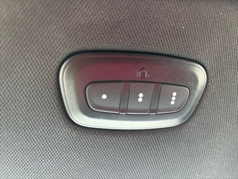 Used 2024 Jeep Wagoneer Series II w/ Flexible Seating Group AWD/4WD image 47