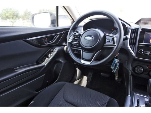 Used 2018 Subaru Crosstrek 2.0i AWD/4WD image 11