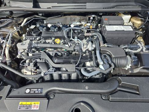 Used 2025 Toyota Corolla LE FWD image 31