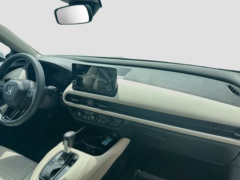 Certified 2025 Honda HR-V LX image 31