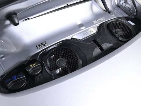 Certified 2024 Porsche 911 Carrera 4S image 30