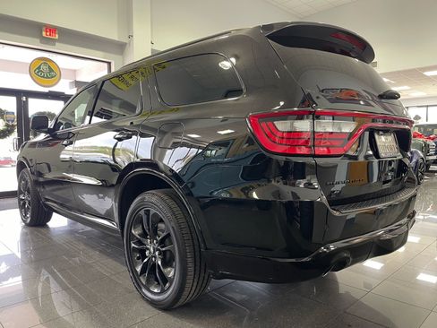 Used 2025 Dodge Durango GT w/ Blacktop Package image 3