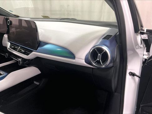 Used 2025 Chevrolet Equinox EV LT image 13