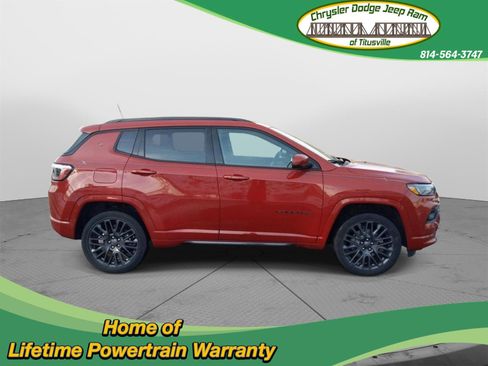 Used 2022 Jeep Compass Limited image 12