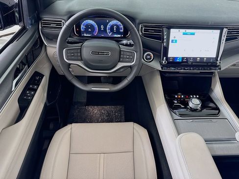 New 2026 Jeep Grand Wagoneer 4WD w/ Premium Group I image 24