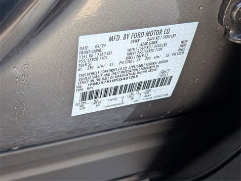 Used 2025 Ford Explorer ST-Line w/ Premium Package image 17