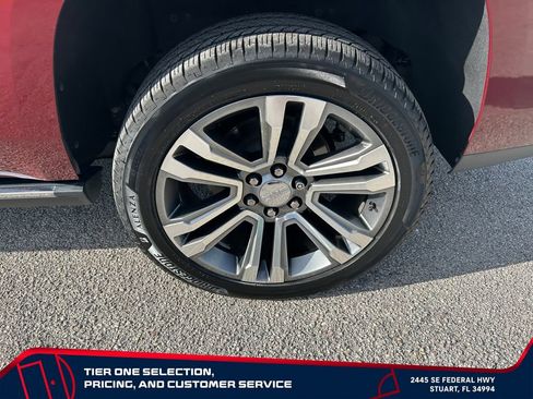 Used 2019 GMC Yukon Denali w/ Denali Ultimate Package AWD/4WD image 9