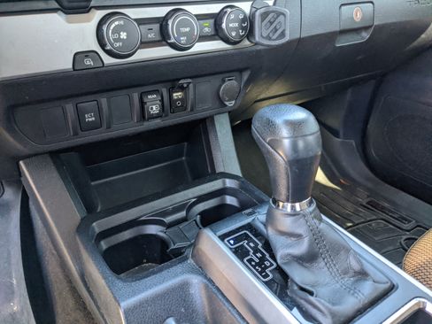 Used 2019 Toyota Tacoma SR5 image 27