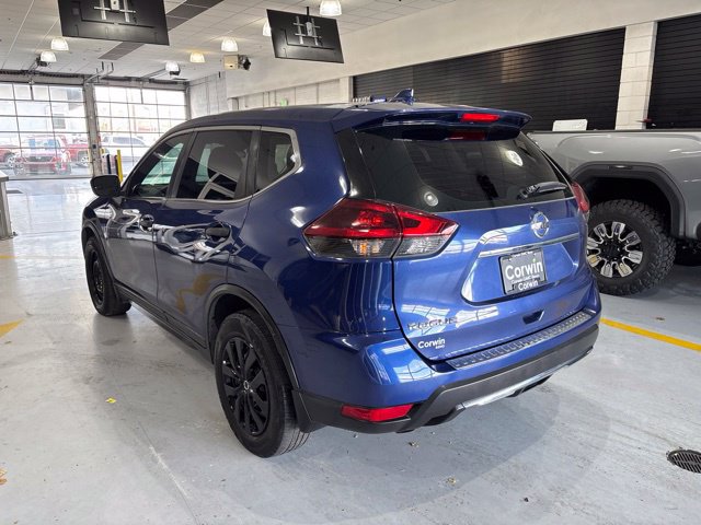 Used 2020 Nissan Rogue S FWD image 3