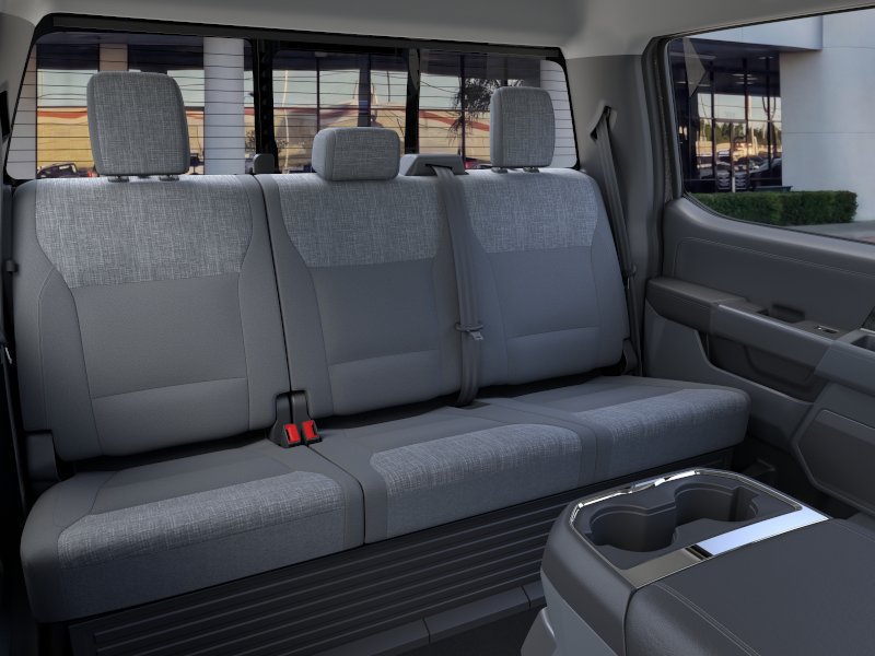 New 2026 Ford F350 XLT w/ XLT Premium Package AWD/4WD image 11